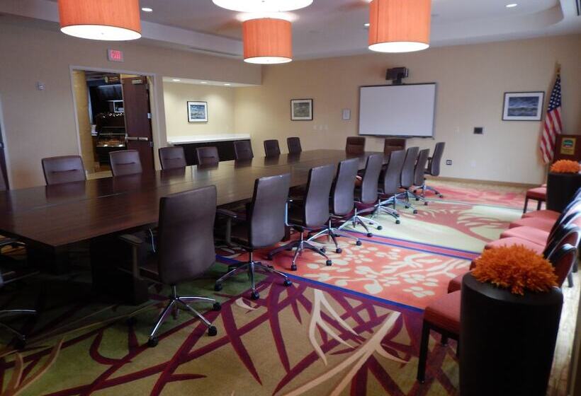 Отель Courtyard Warner Robins