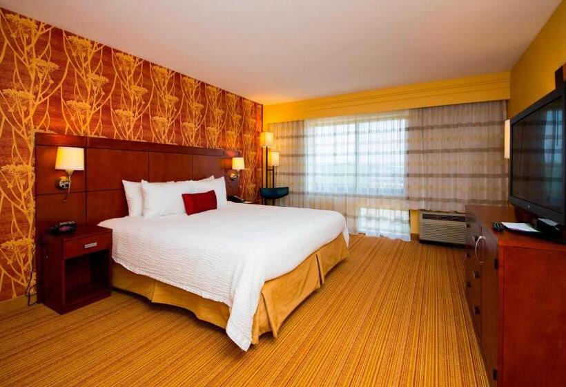 هتل Courtyard Warner Robins