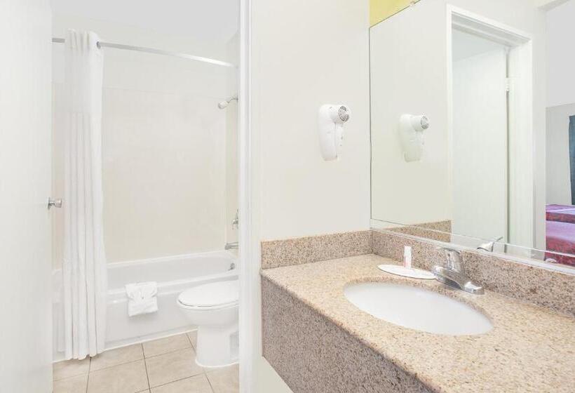 فندق Days Inn By Wyndham Turlock