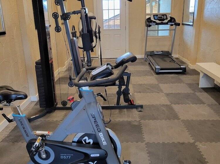 فندق Days Inn By Wyndham Woodward Ok