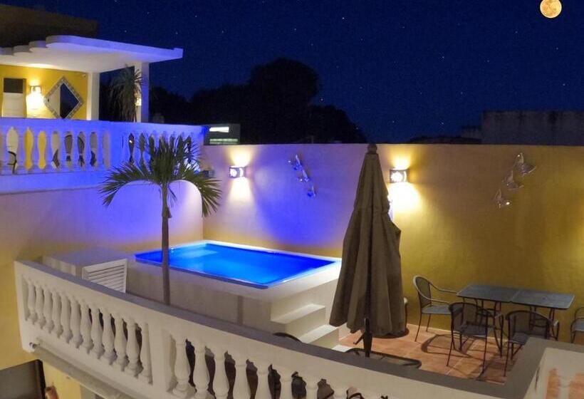 ホテル Del Peregrino