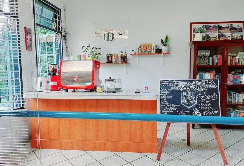 ホテル Deli River And Restaurant Omlandia