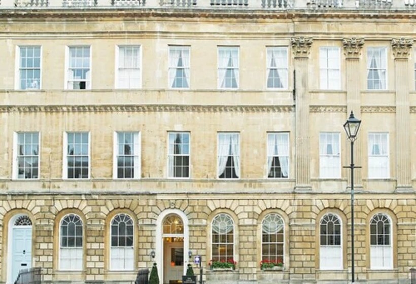 Отель Edgar Townhouse