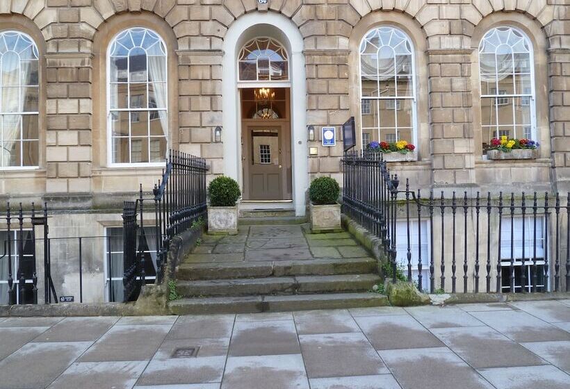 Отель Edgar Townhouse