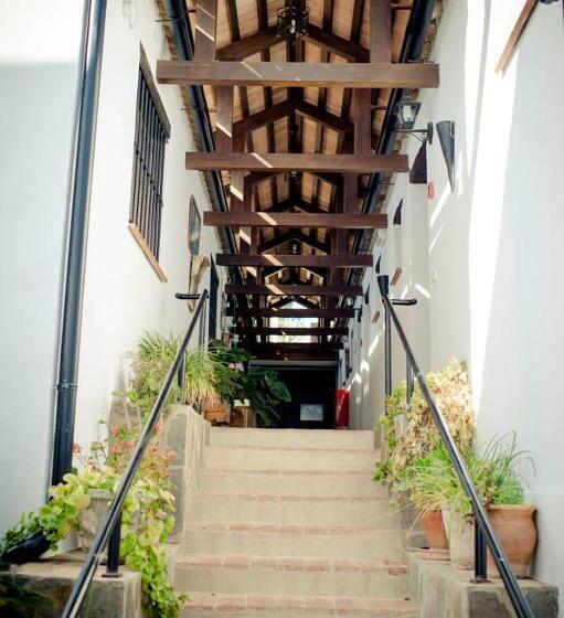 Отель Enrique Calvillo