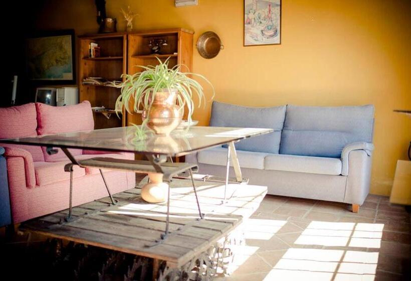 Отель Enrique Calvillo