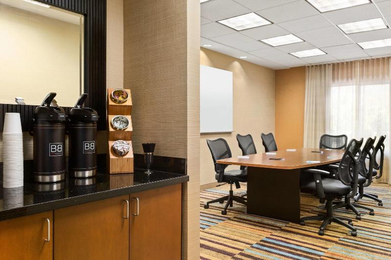 酒店 Fairfield Inn & Suites By Marriott Weirton