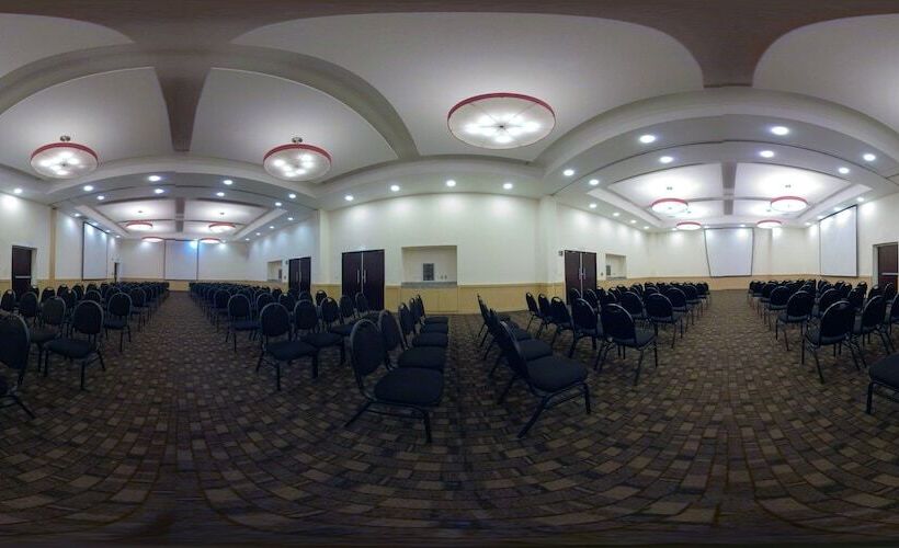 Отель Fiesta Inn Zacatecas