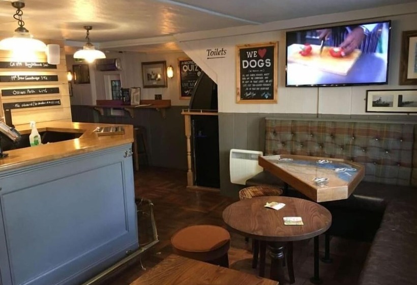 فندق Fishermans Tavern
