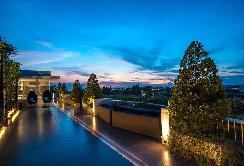 Fm7 Resort Hotel   Jakarta Airport