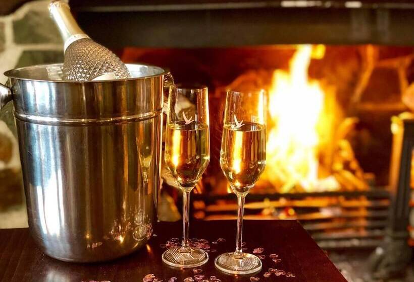 فندق Fox And Goose Inn