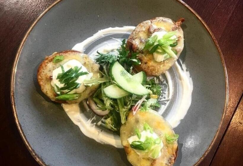 فندق Fox And Goose Inn