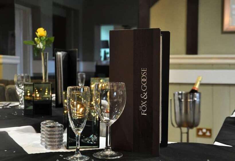 فندق Fox And Goose Inn