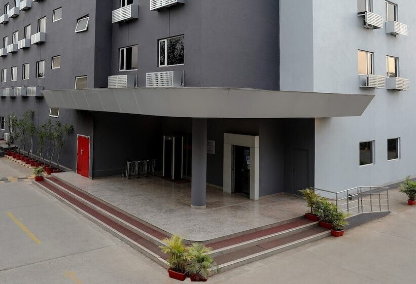 בית מלון כפרי Ginger  Nashik