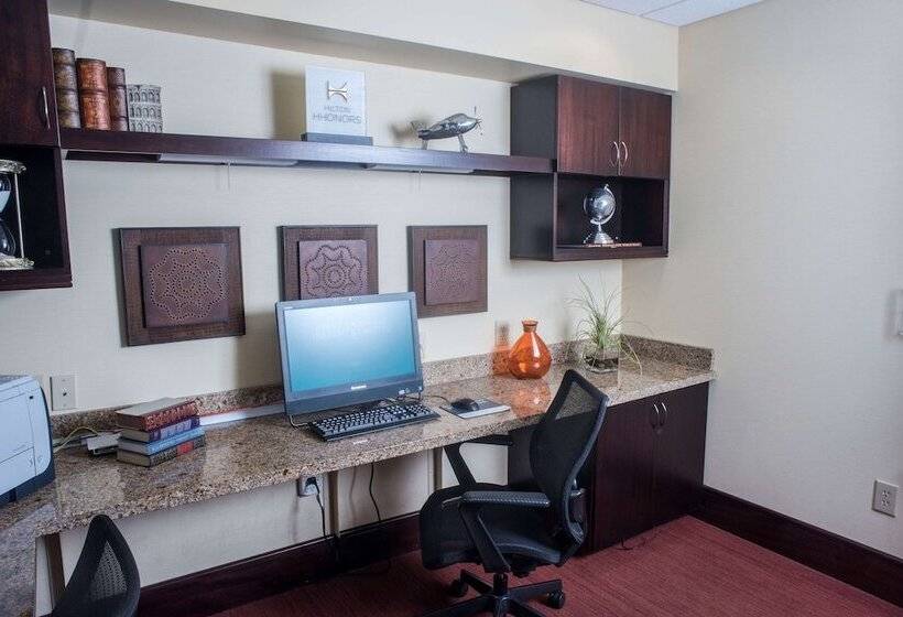 בית מלון כפרי Hampton Inn & Suites Woodstock, Va