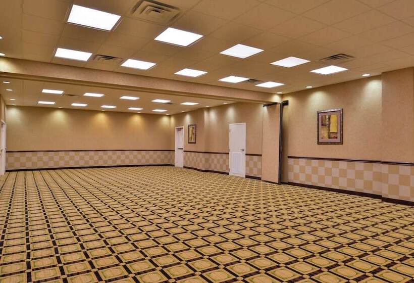 فندق Hampton Inn & Suites Woodward