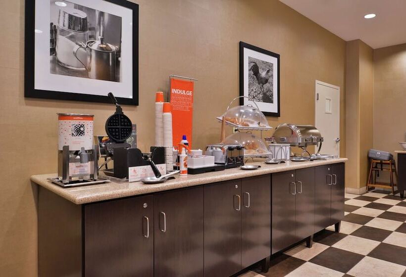 فندق Hampton Inn & Suites Woodward