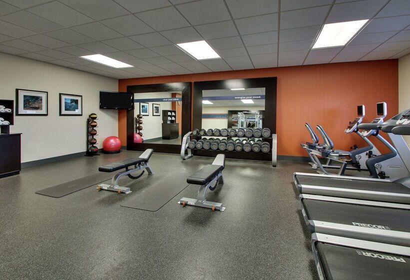 호텔 Hampton Inn Vernon