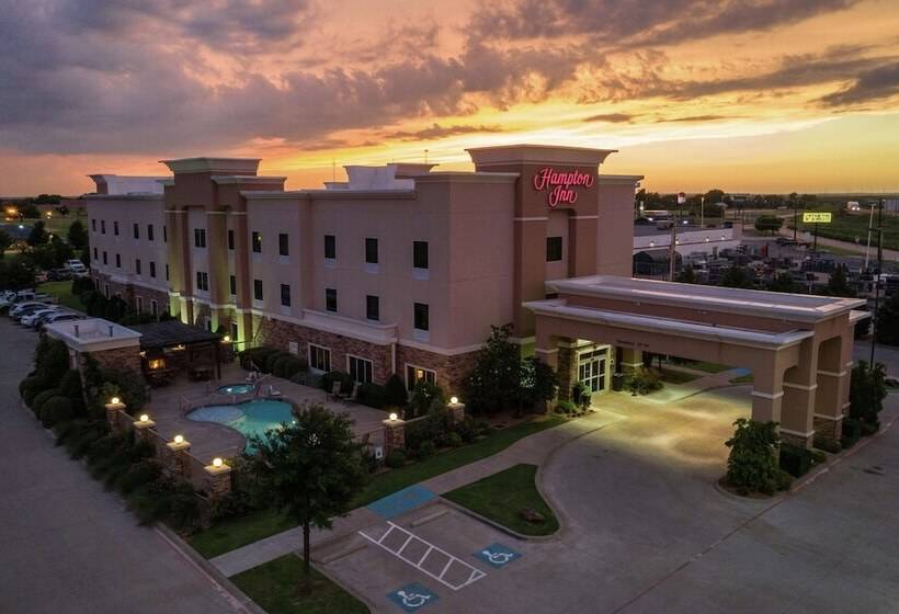 בית מלון כפרי Hampton Inn Vernon