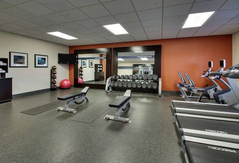 호텔 Hampton Inn Vernon