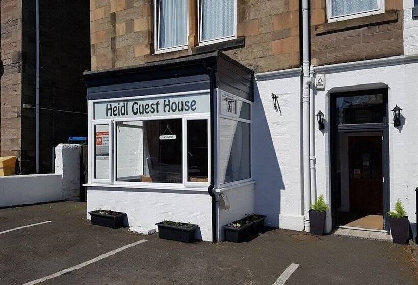 בית מלון כפרי Heidl Guest House Partner With Grampian