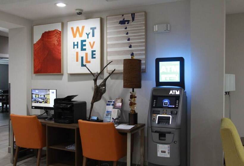 בית מלון כפרי Holiday Inn Express & Suites Wytheville, An Ihg