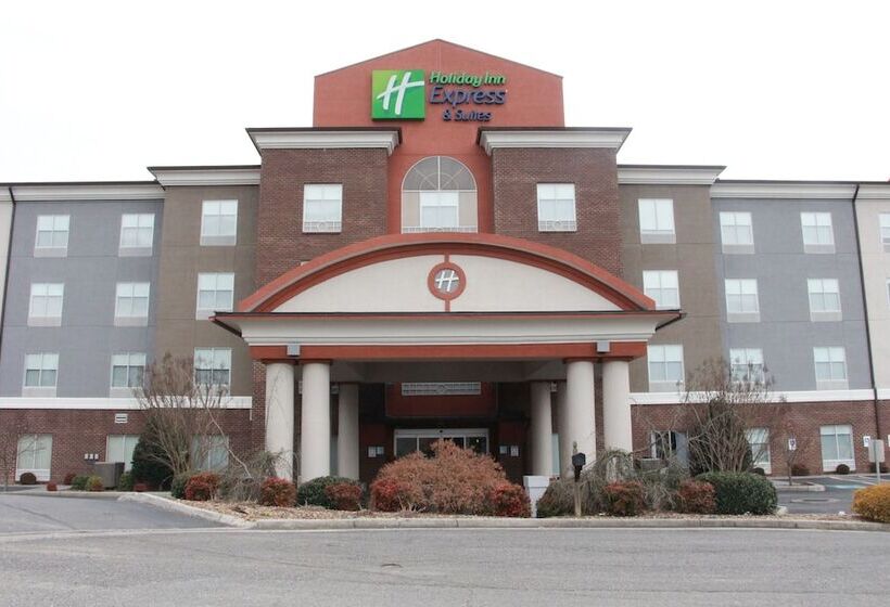 בית מלון כפרי Holiday Inn Express & Suites Wytheville, An Ihg