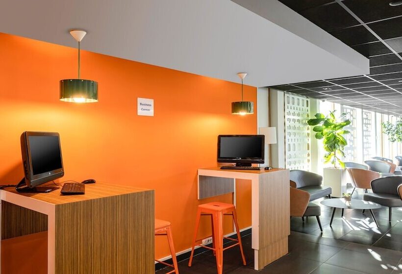 فندق Holiday Inn Express Utrecht   Papendorp, An Ihg