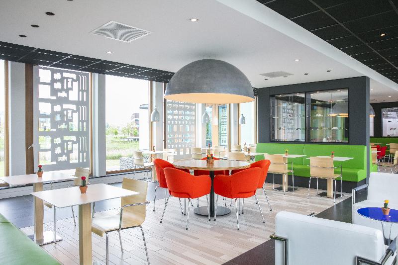 هتل Holiday Inn Express Utrecht   Papendorp, An Ihg