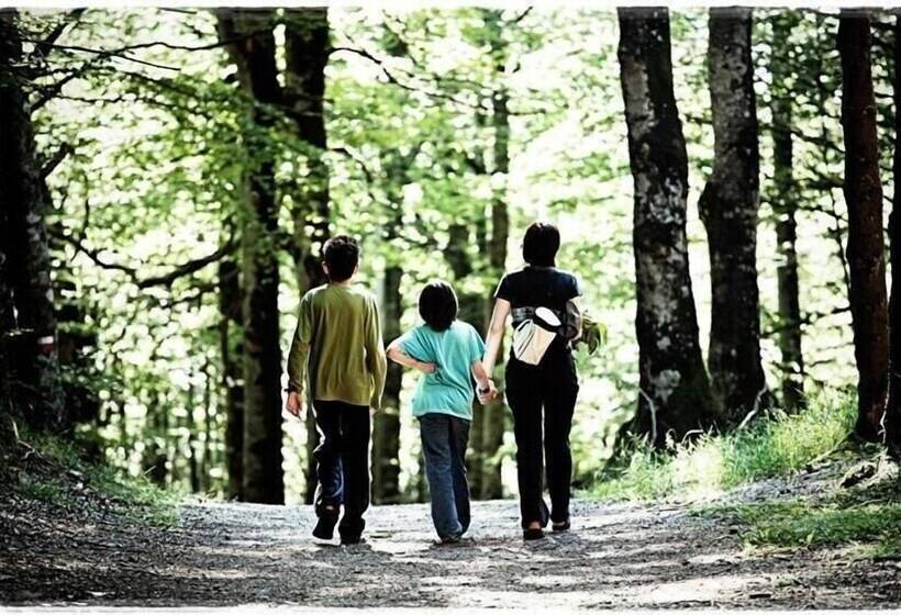 호텔 Hostal Rural Elosta