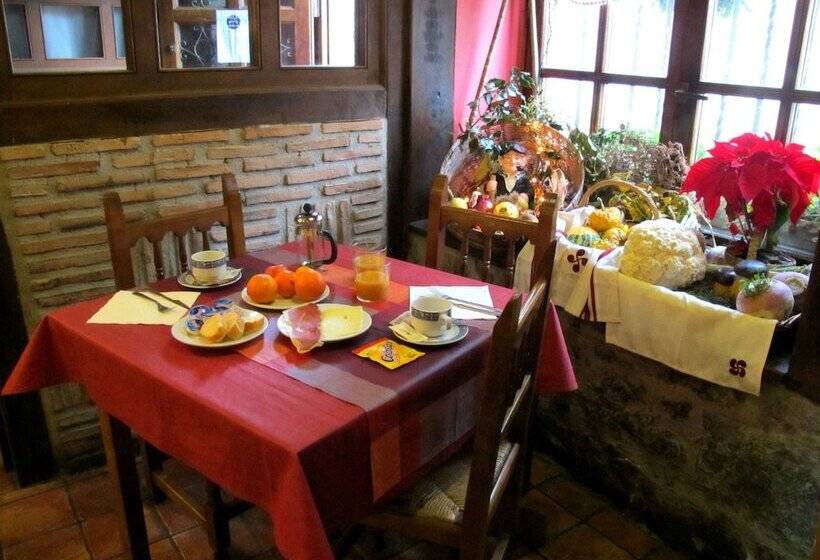 호텔 Hostal Rural Elosta