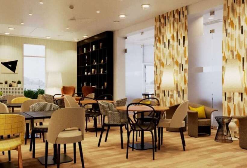 فندق Ibis Styles Warszawa Airport