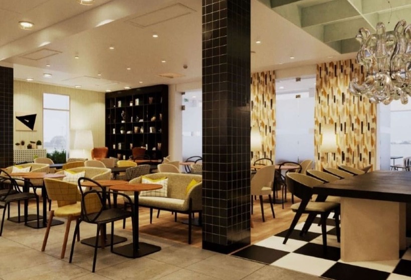 هتل Ibis Styles Warszawa Airport