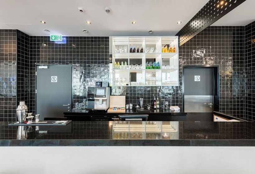 فندق Ibis Styles Warszawa Airport