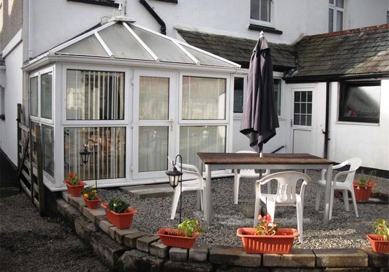 Отель Kamary Guest House