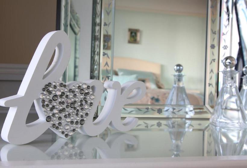 فندق Langdale House