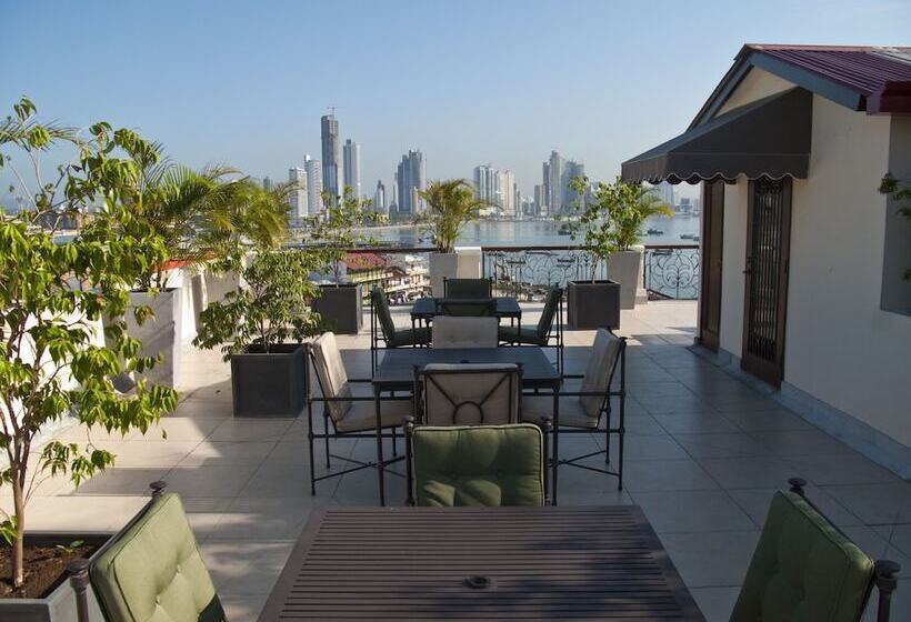 Отель Las Clementinas