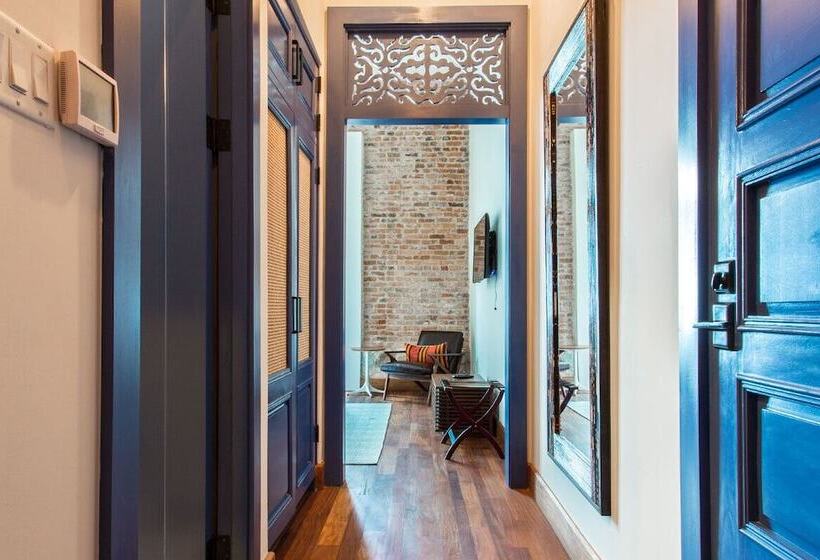 Отель Las Clementinas