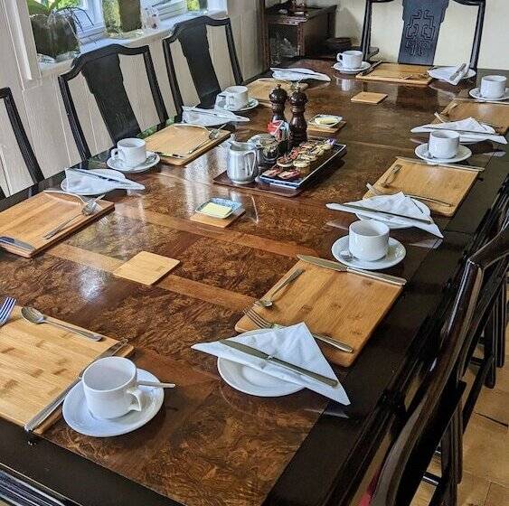 호텔 Little Dane Court