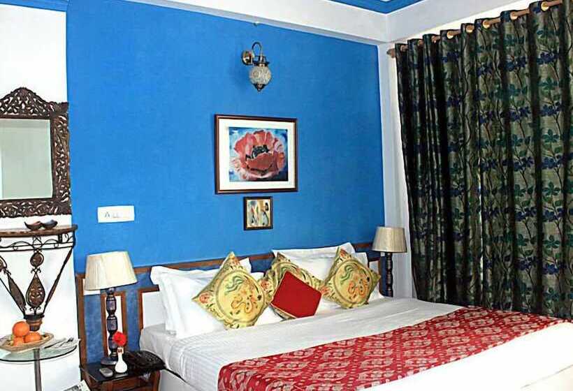 هتل Nandini Residency