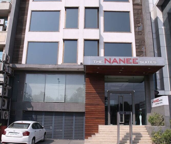 Отель The Nanee Suites