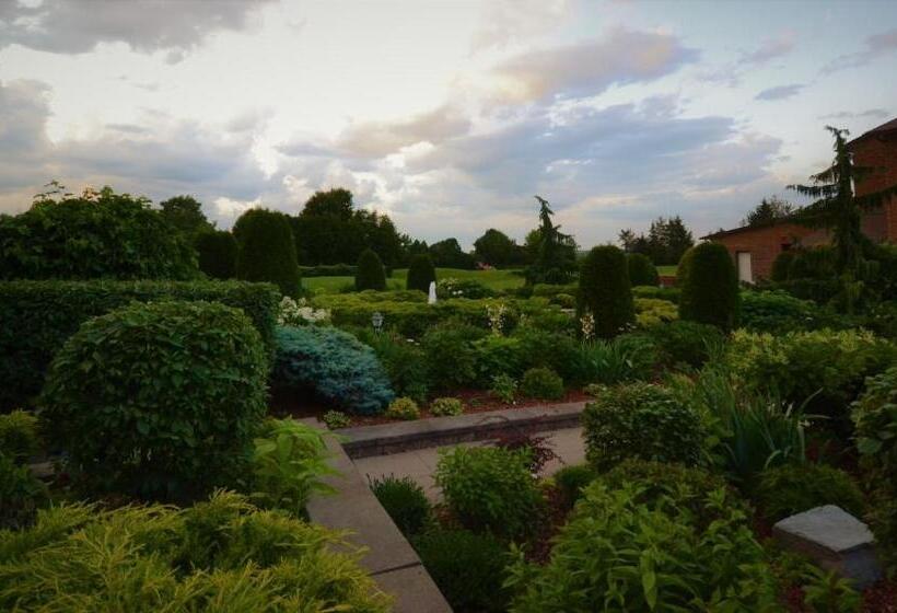 فندق Newmarket Inn