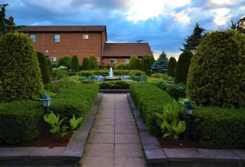 فندق Newmarket Inn