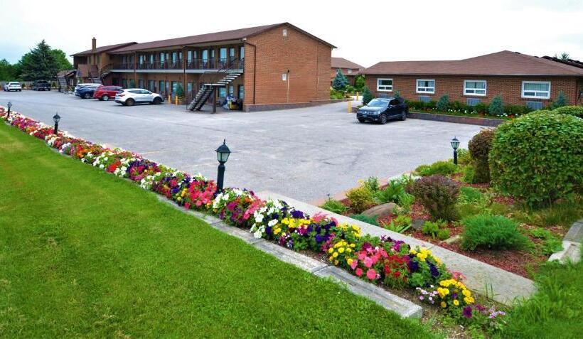 فندق Newmarket Inn