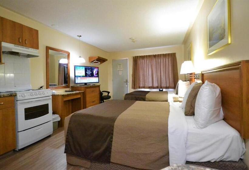 فندق Newmarket Inn