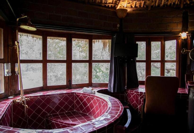 ホテル Nirvana Restaurant & Retreat