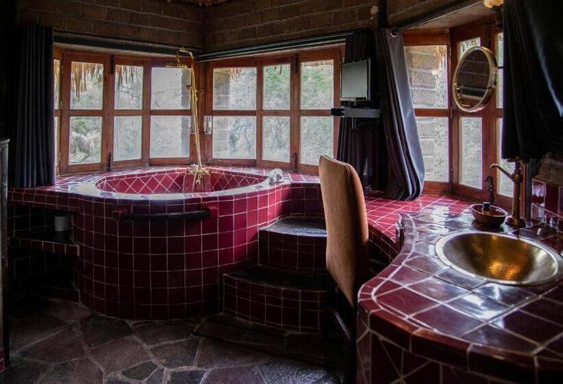 ホテル Nirvana Restaurant & Retreat