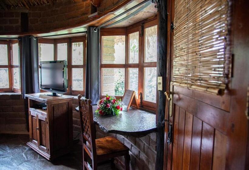 ホテル Nirvana Restaurant & Retreat