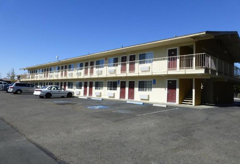 فندق Americas Best Value Inn Petaluma