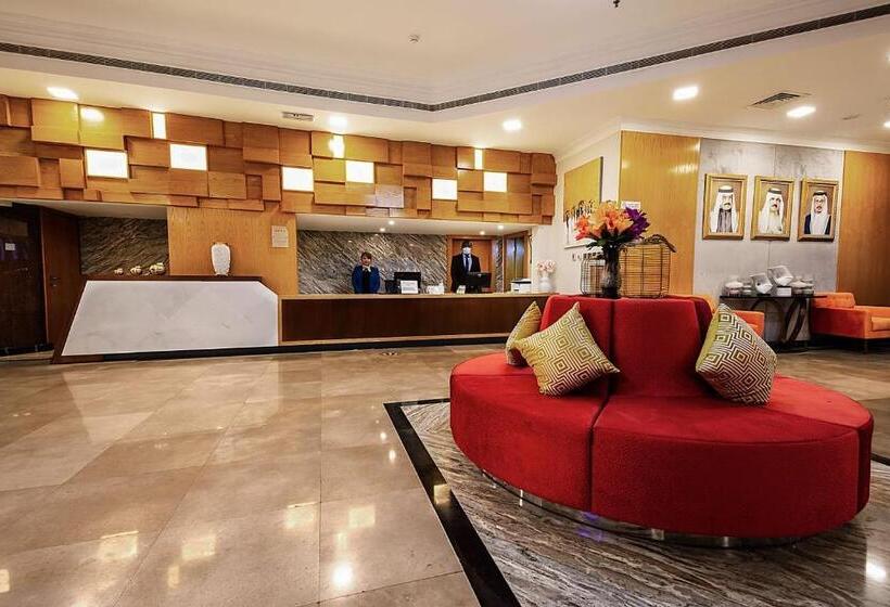 هتل Phoenicia Tower